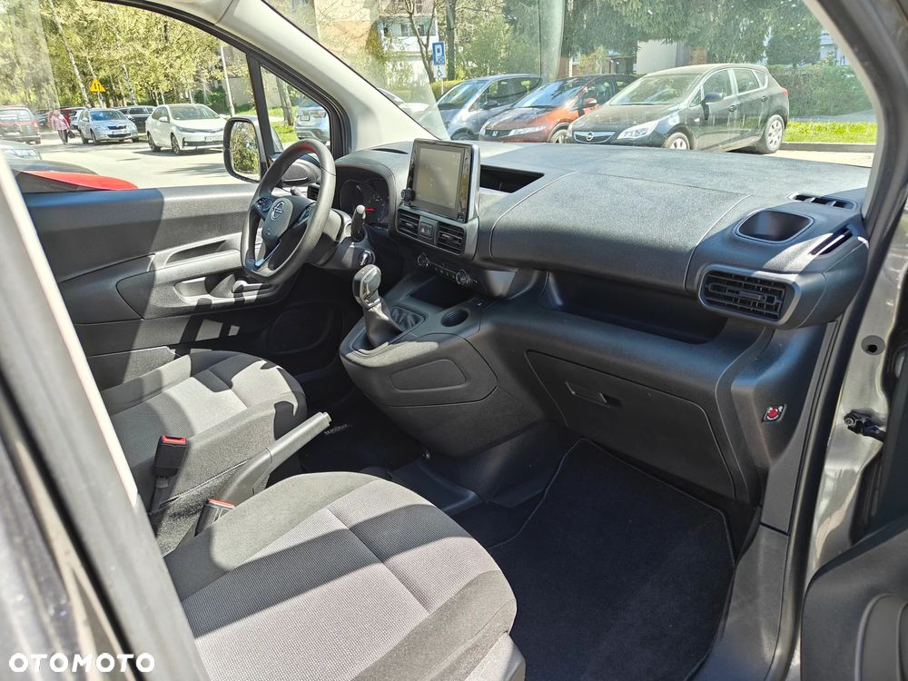 Opel Combo 1.5 CDTI Essentia S&S - 22