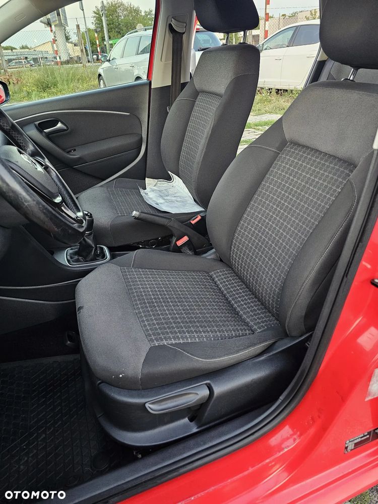 Volkswagen Polo - 14