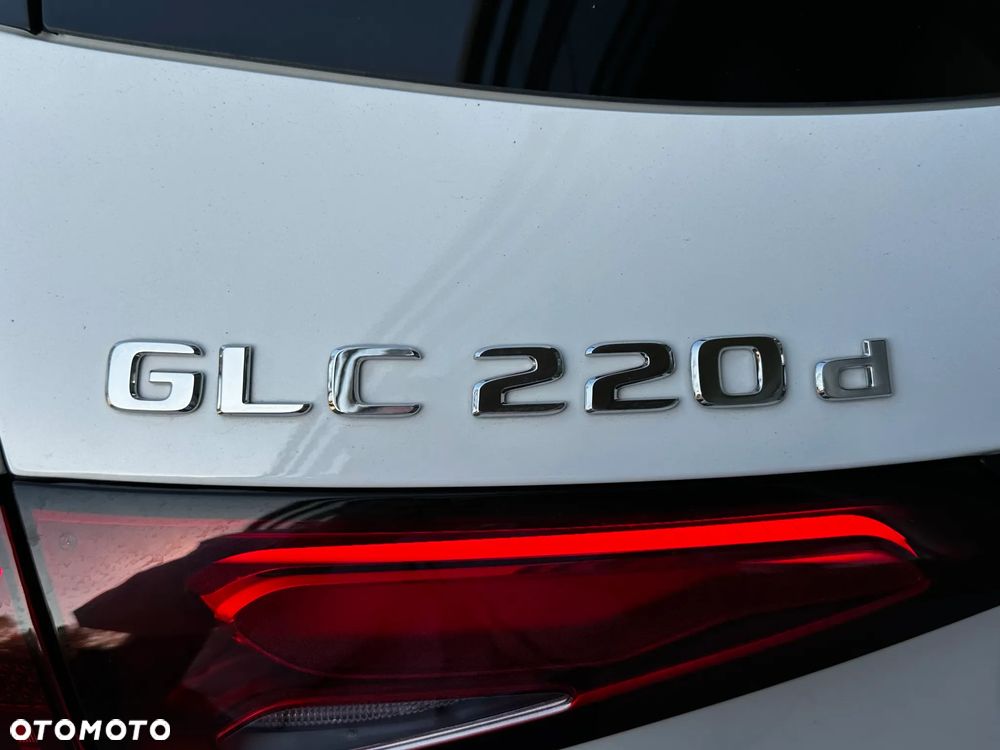 Mercedes-Benz GLC 220 d 4-Matic - 29