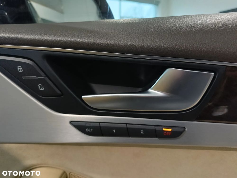 Audi A8 4.2 TDI DPF quattro tiptronic - 18