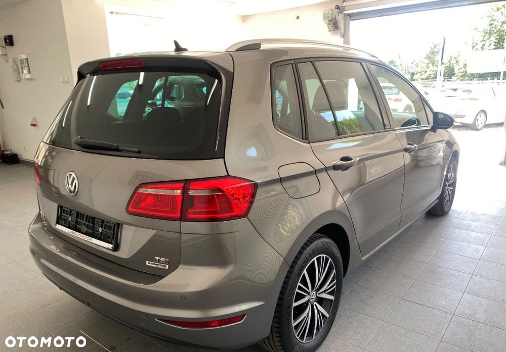 Volkswagen Golf Sportsvan - 26