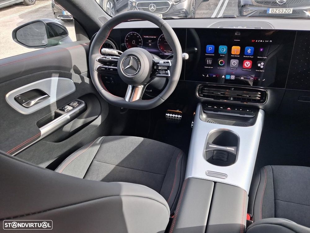Mercedes-Benz CLA 220 Standard - 17