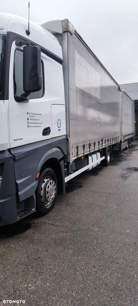 Mercedes-Benz ACTROS MP4 - 32
