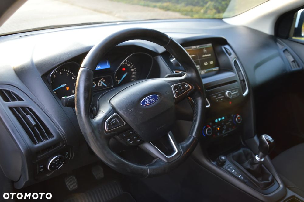 Ford Focus 1.0 EcoBoost Gold X (Edition) - 11