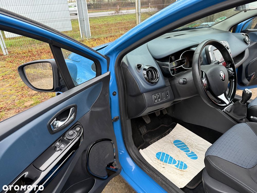 Renault Clio TCe 90 Paris - 12