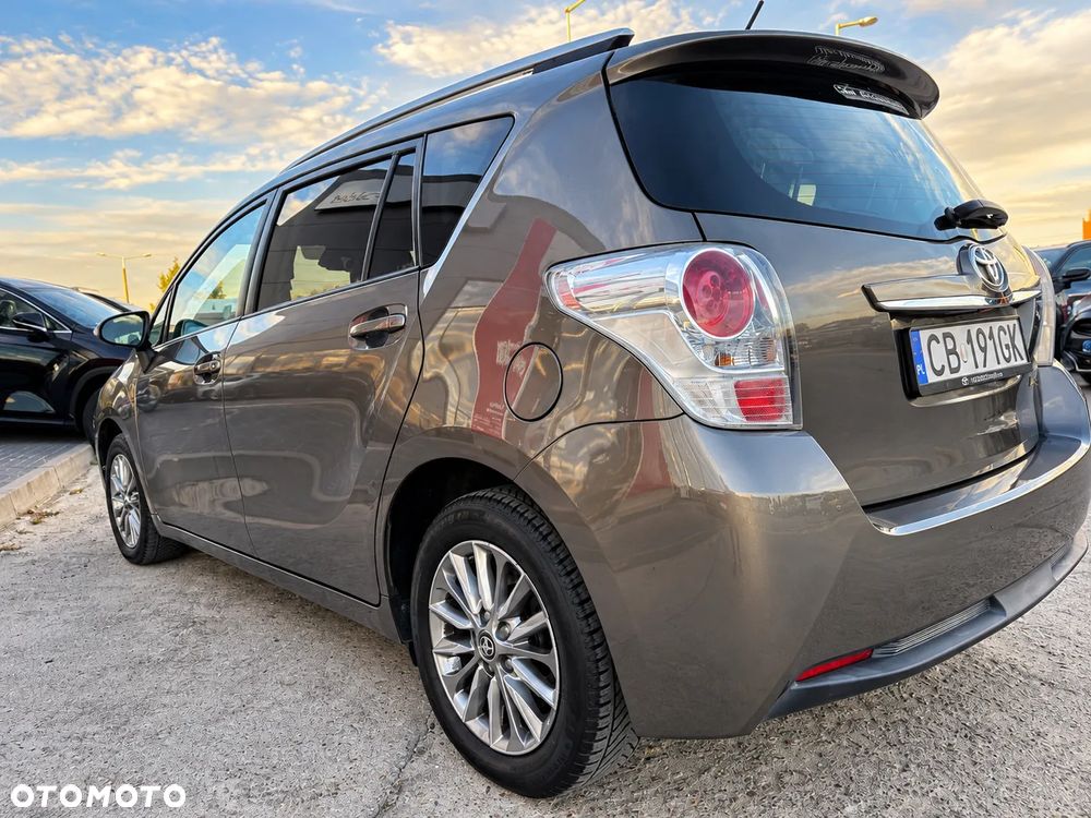 Toyota Verso 1.8 Business Edition 7os MS - 18