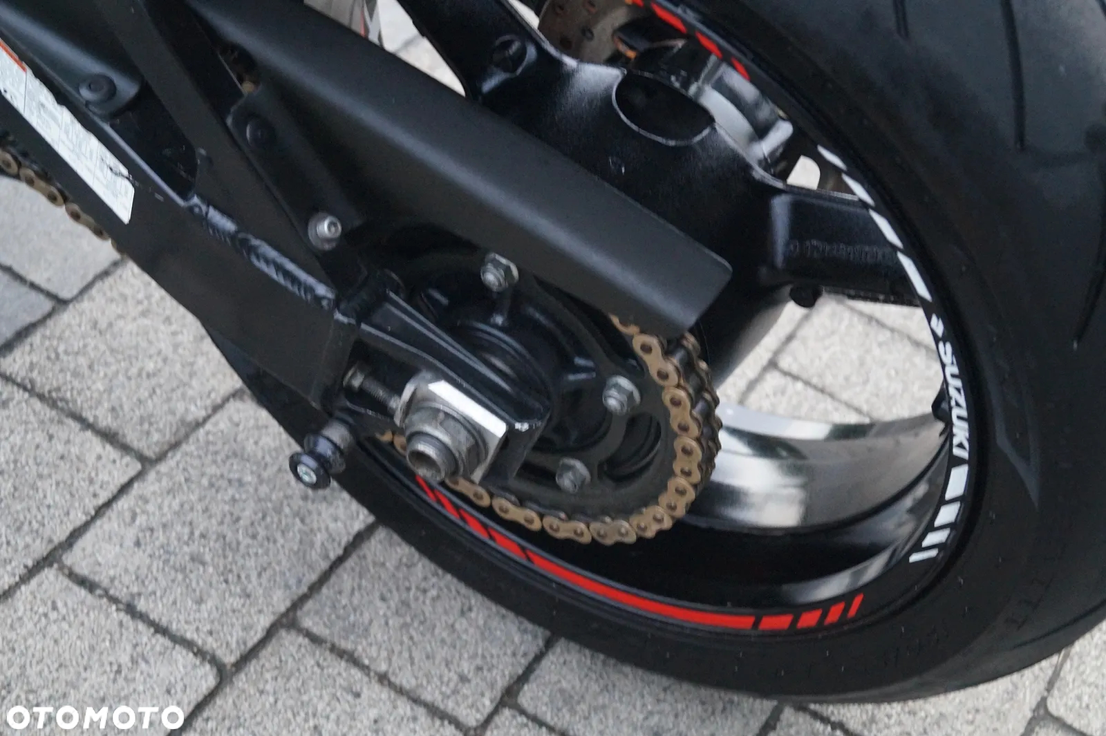 Suzuki GSX-R - 19