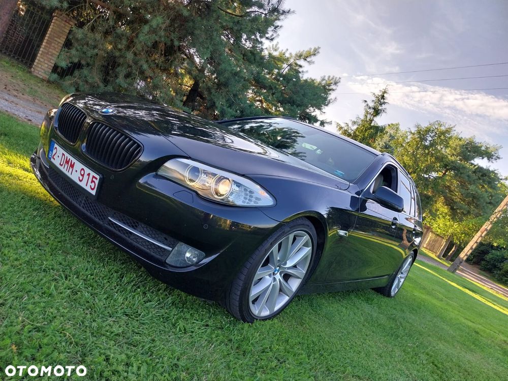 BMW Seria 5 520d Luxury Line - 12
