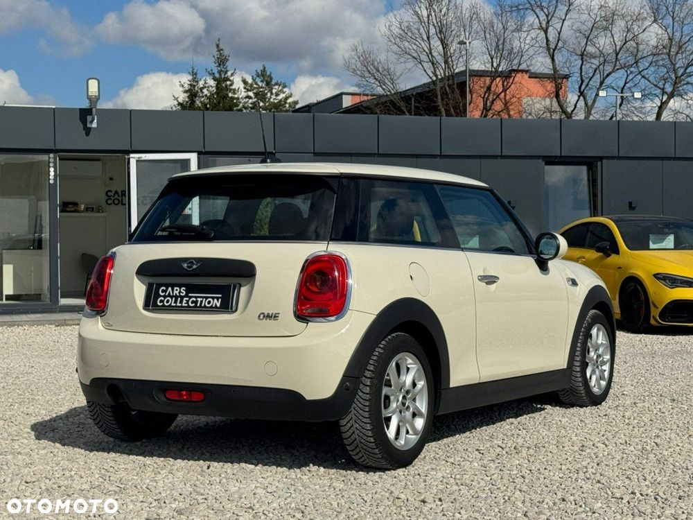 MINI ONE - 4
