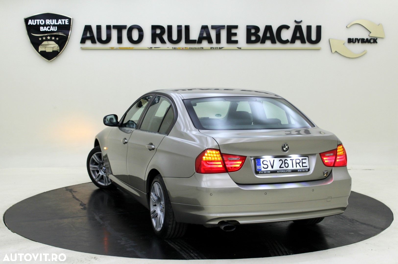 BMW Seria 3 318i Touring - 7
