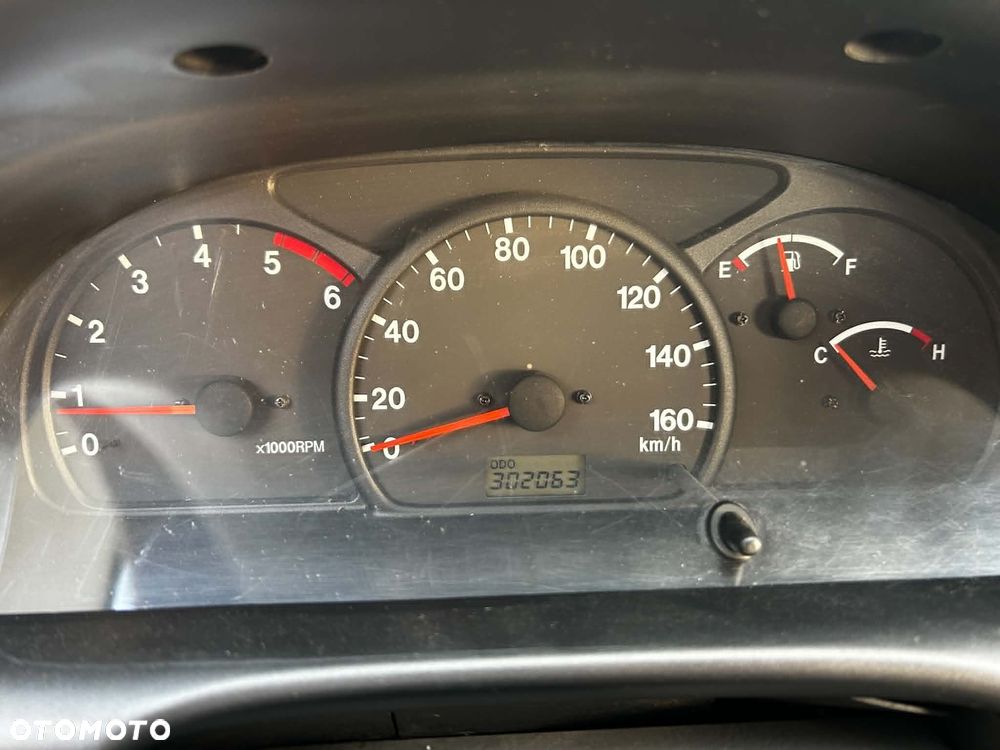 Suzuki Grand Vitara - 10