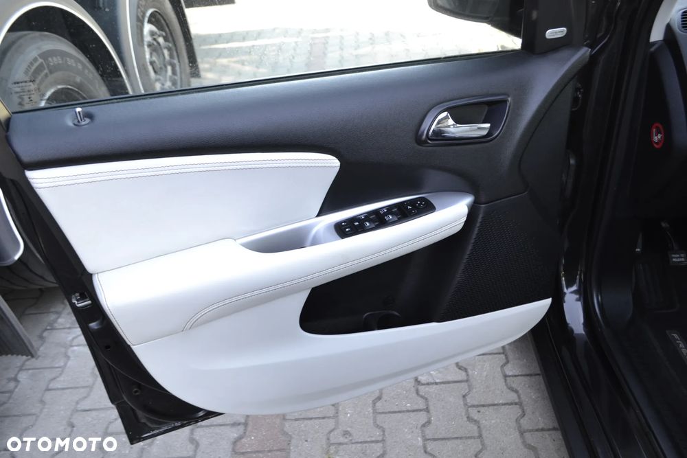 Fiat Freemont 2.0 Multijet Lounge AWD - 14