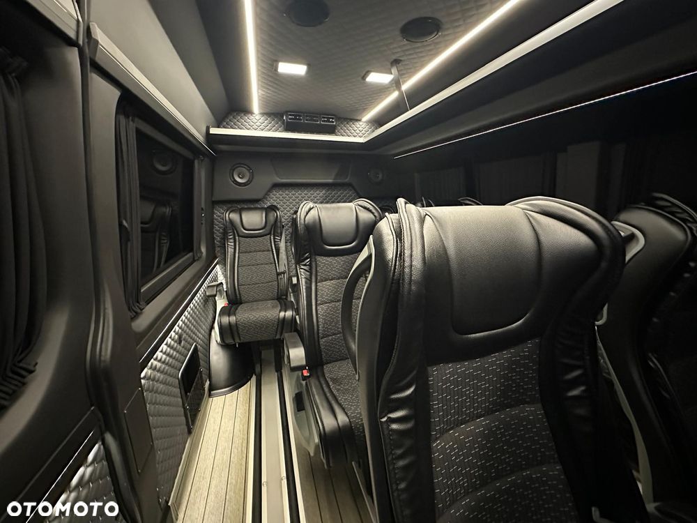 Mercedes-Benz Sprinter - 27