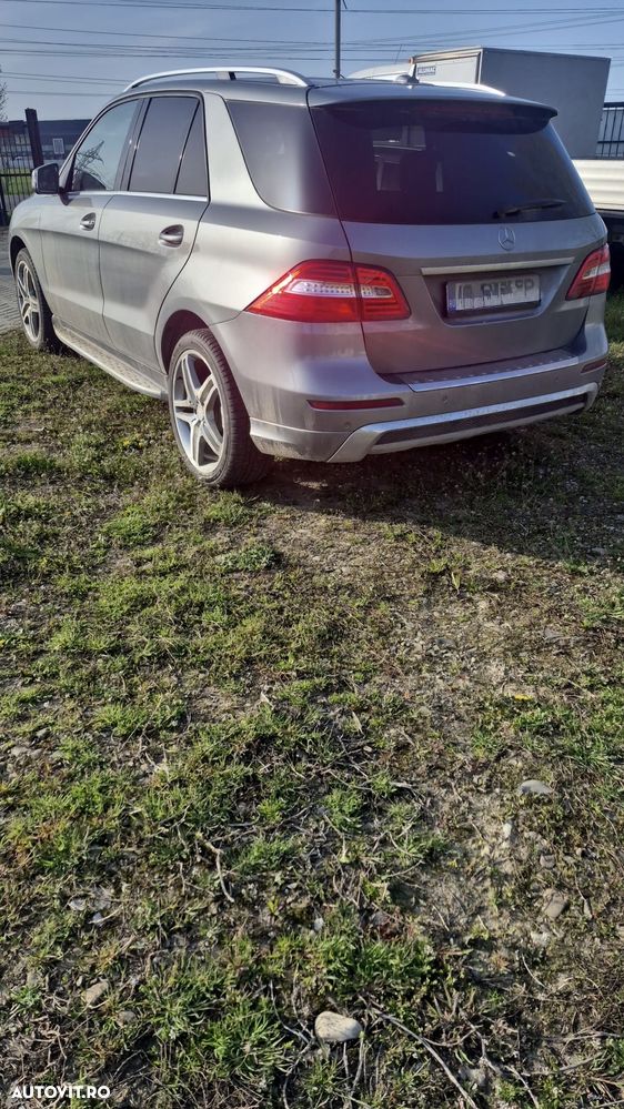 Mercedes-Benz ML - 7