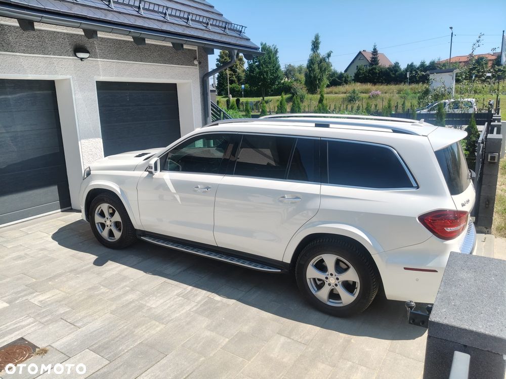 Mercedes-Benz GLS - 15