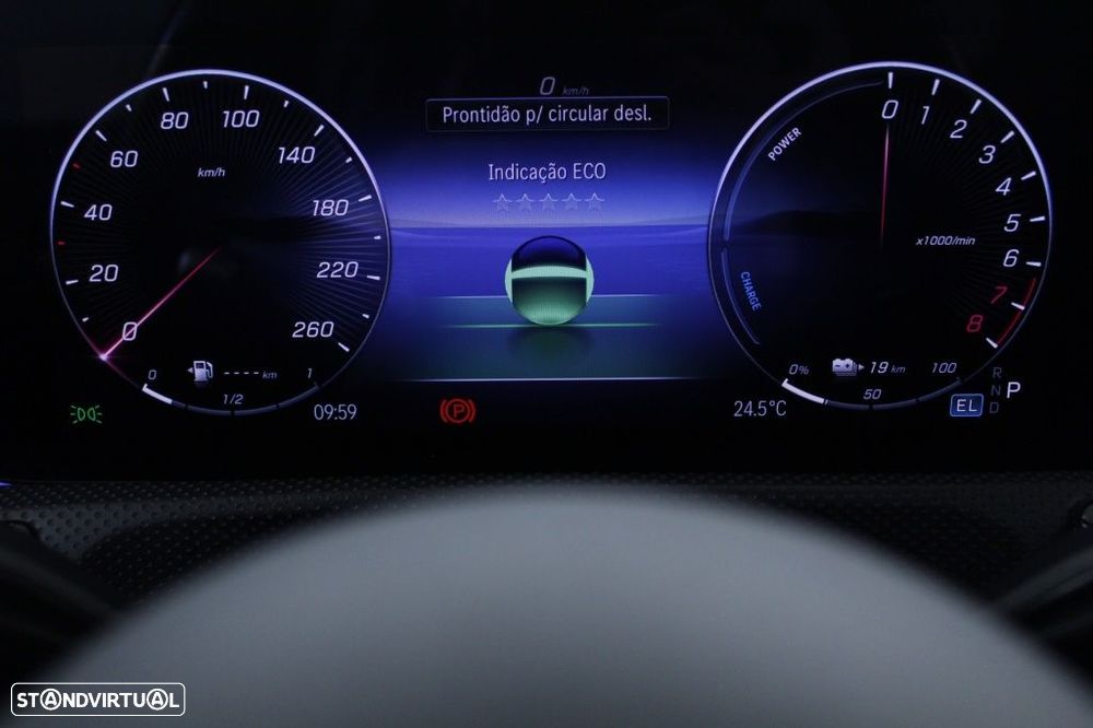 Mercedes-Benz A 250 - 29