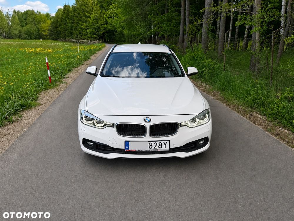 BMW Seria 3 318i - 2