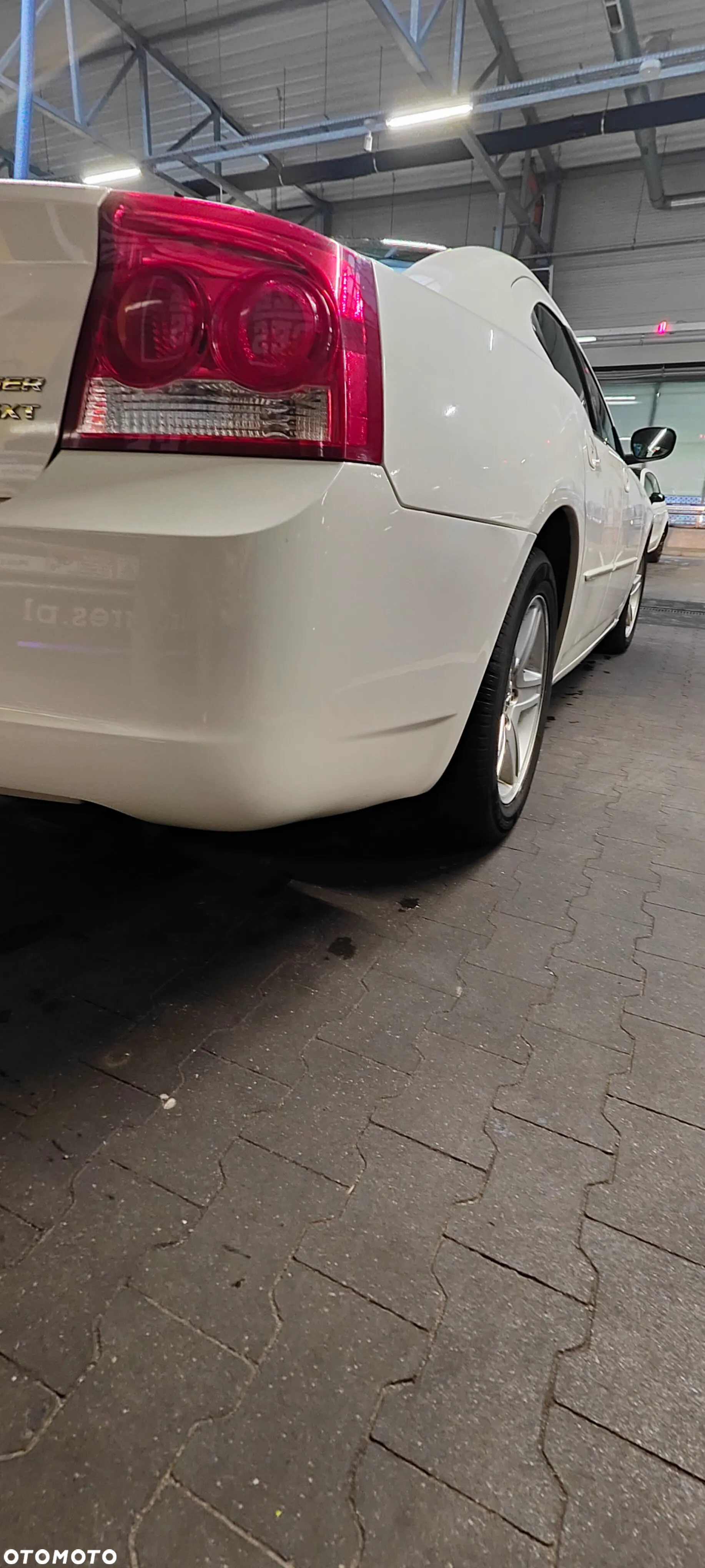 Dodge Charger 3.5 V6 SXT - 6