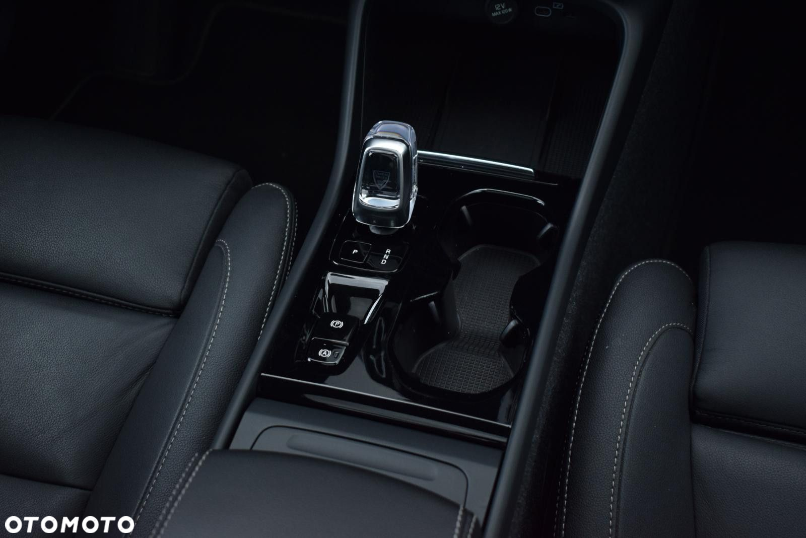 Volvo XC 40 - 15