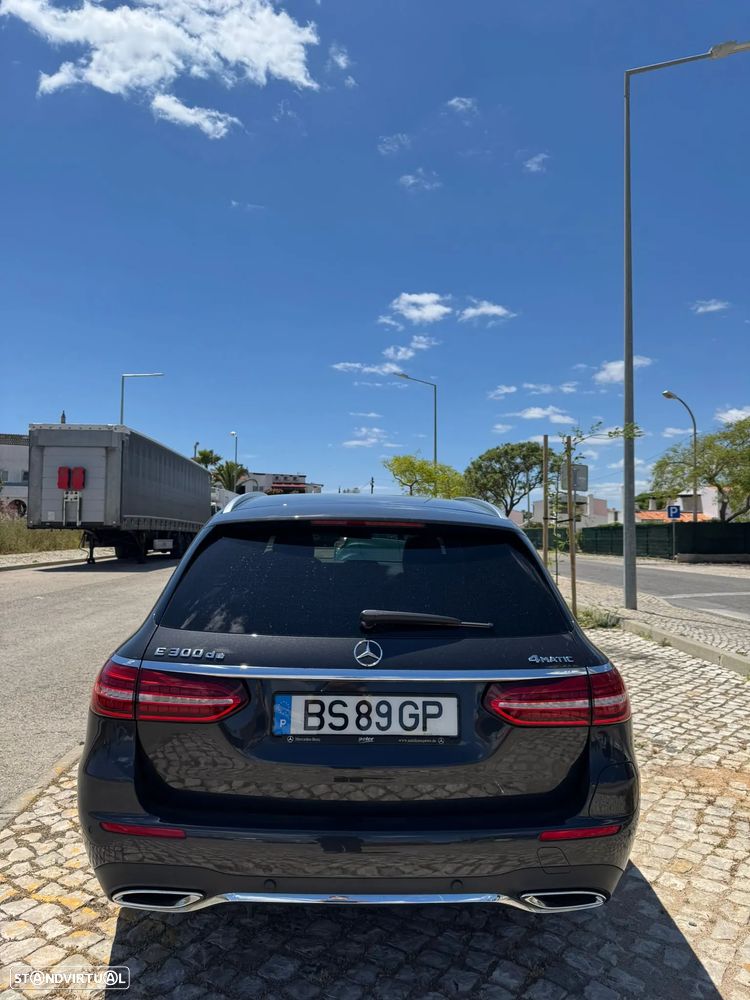 Mercedes-Benz E 300 de 4Matic T 9G-TRONIC AMG Line - 5