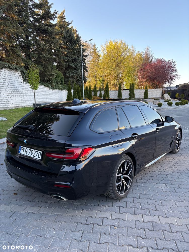 BMW Seria 5 530d xDrive mHEV - 7