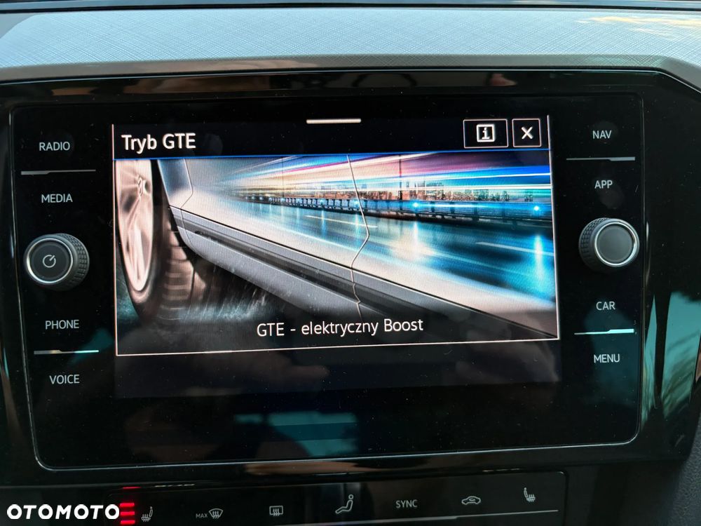 Volkswagen Passat 1.4 TSI Plug-In Hybrid GTE DSG - 19
