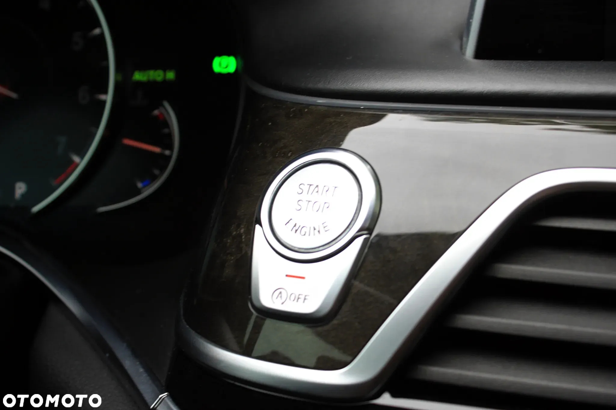 BMW Seria 7 750Li xDrive Edition Exclusive - 24