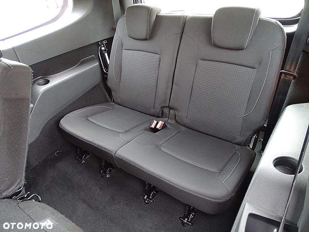Dacia Lodgy 1.3 TCe Laureate S&S - 7