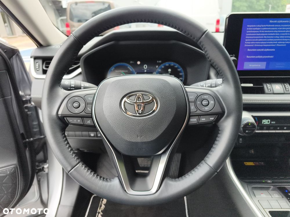 Toyota RAV4 - 22