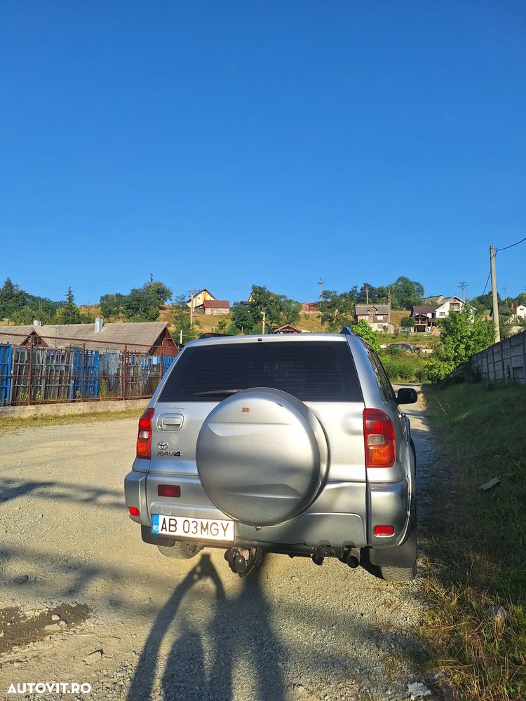 Toyota RAV4 2.0 D-4D Confort - 3