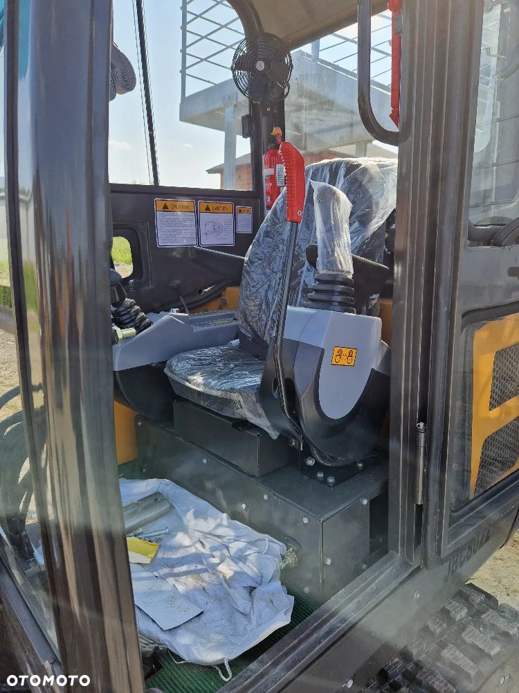 JCB JBC 8022 - 15