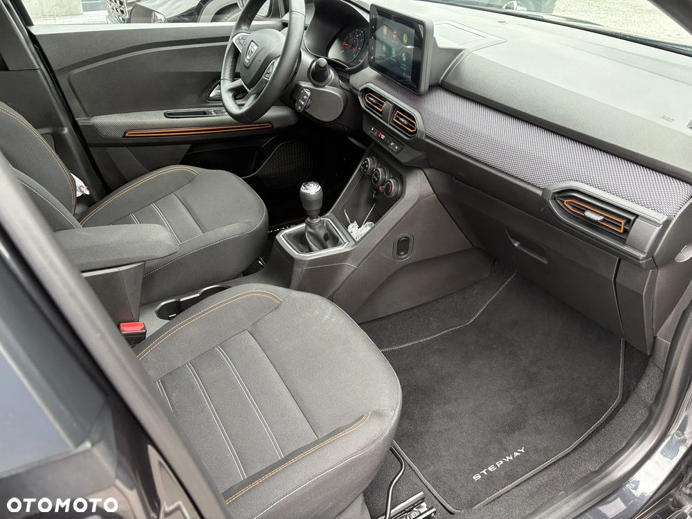 Dacia Sandero Stepway - 13