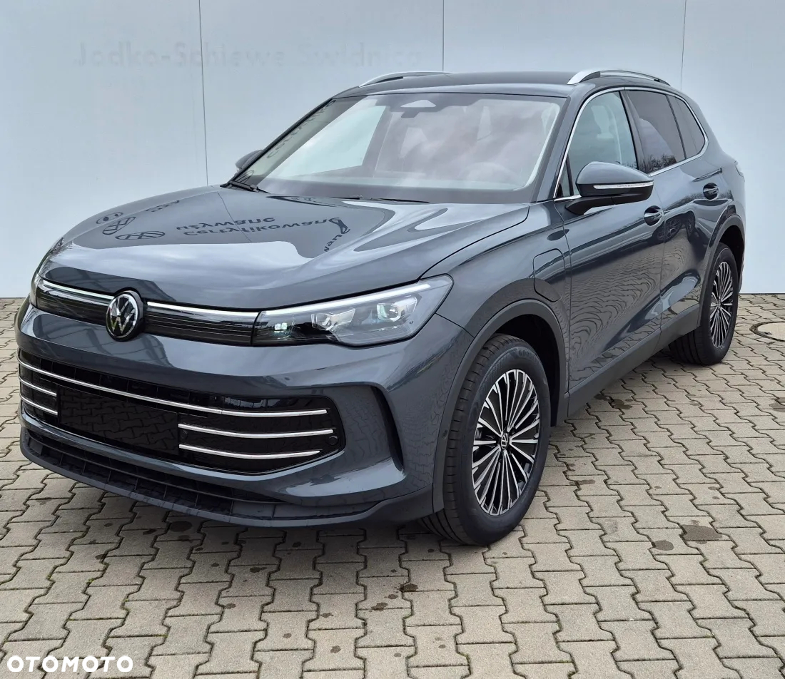 Volkswagen Tiguan 1.5 eHybrid PHEV Elegance DSG - 2