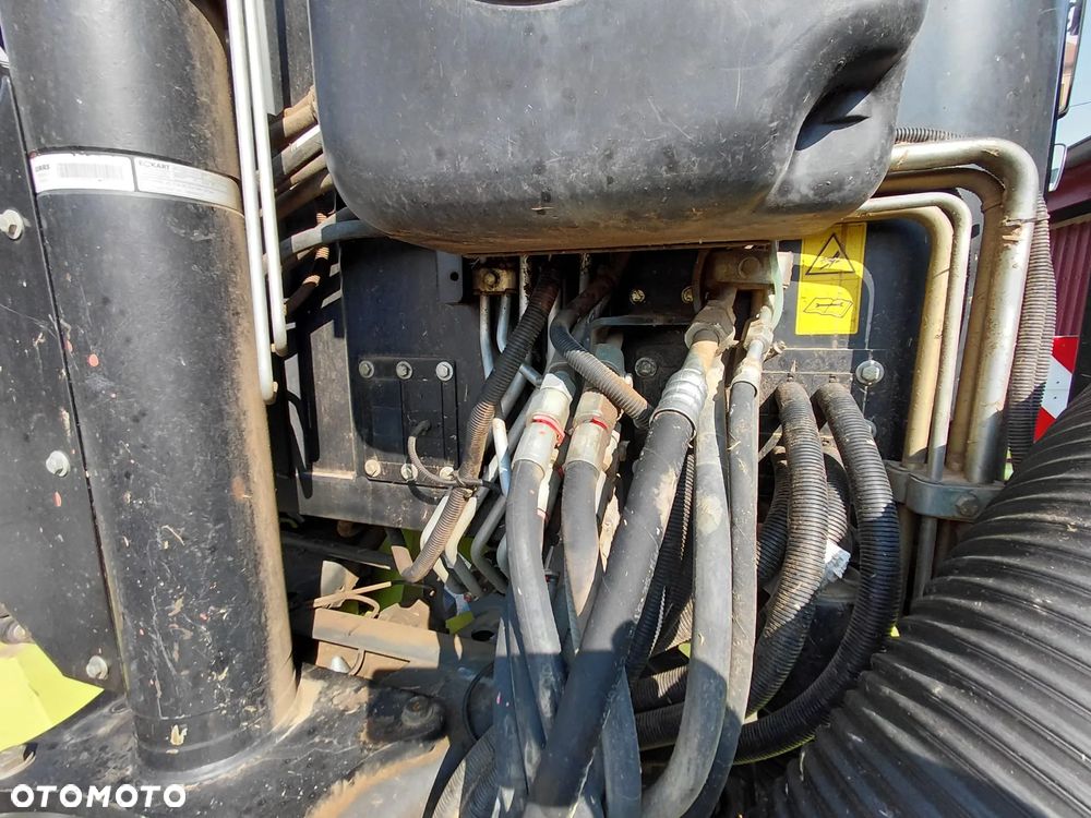 Claas Xerion 3800 Trac VC - 16