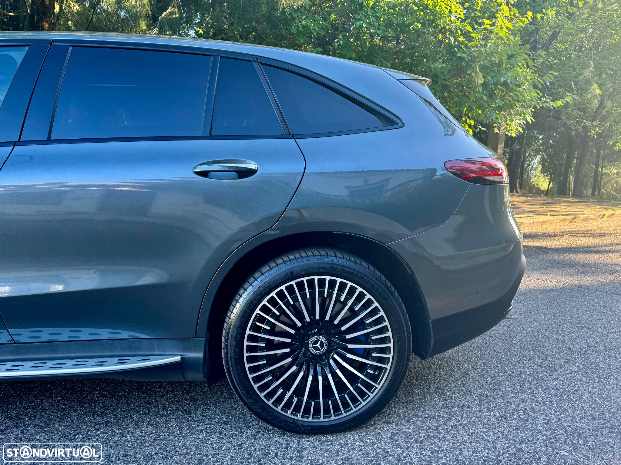 Mercedes-Benz EQC 400 4Matic AMG Line - 8