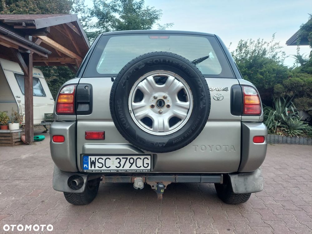 Toyota RAV4 2.0 Special - 10