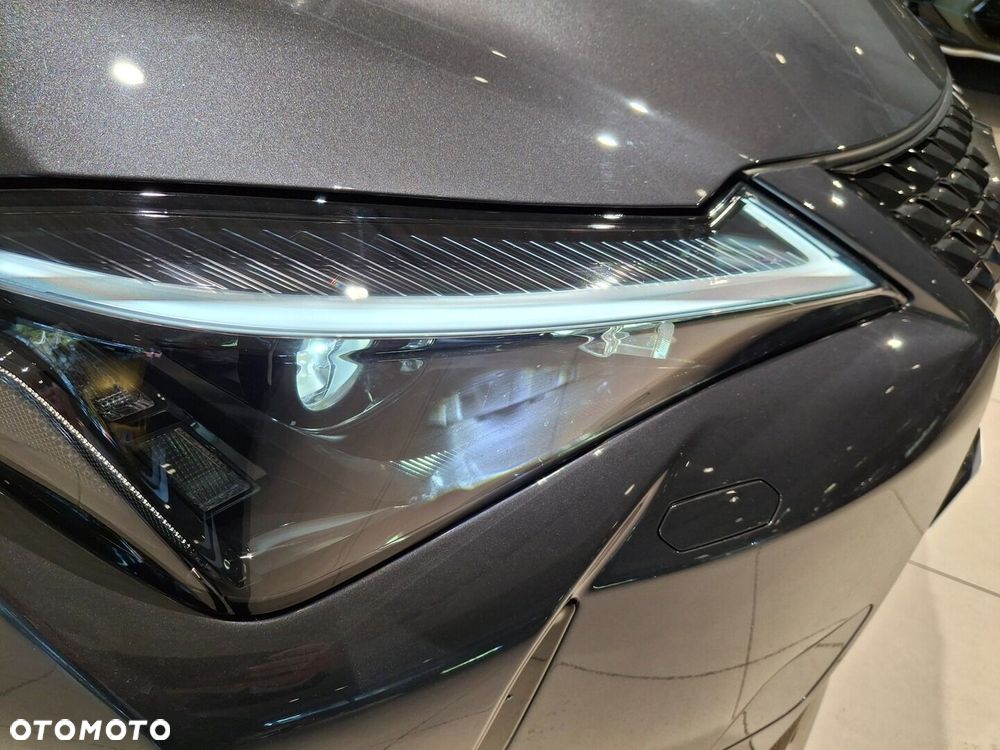 Lexus UX - 14