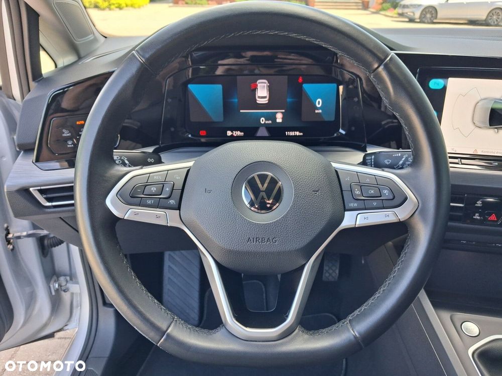 Volkswagen Golf - 9
