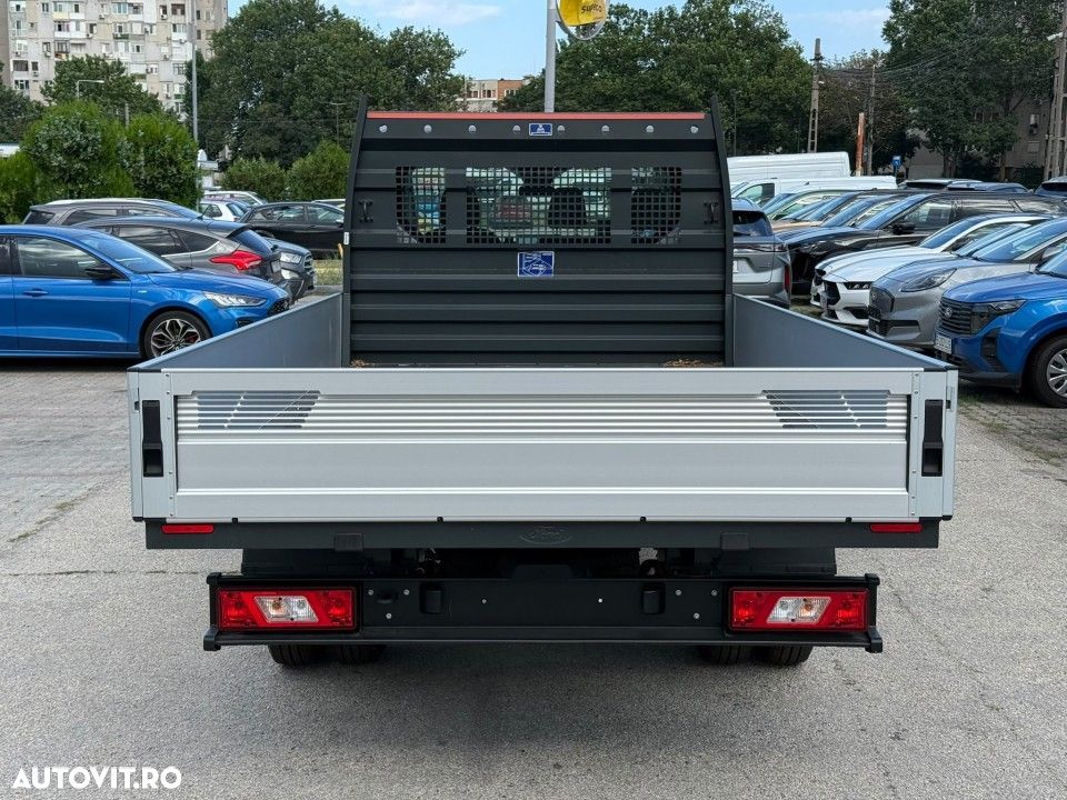 Ford Transit - 9