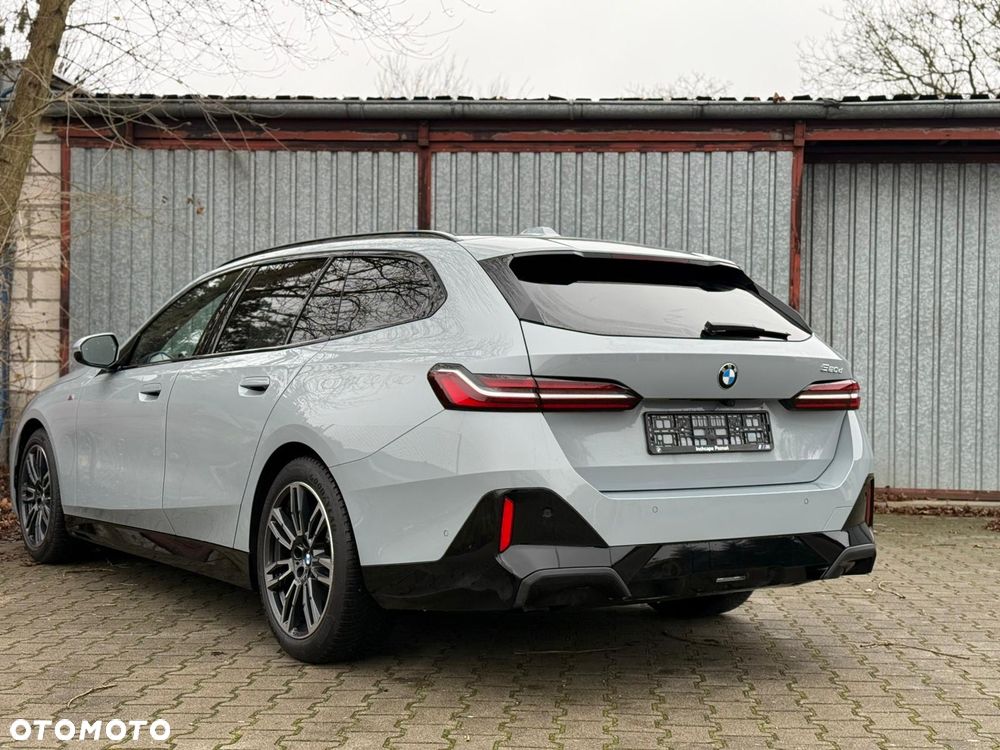 BMW Seria 5 520d - 12