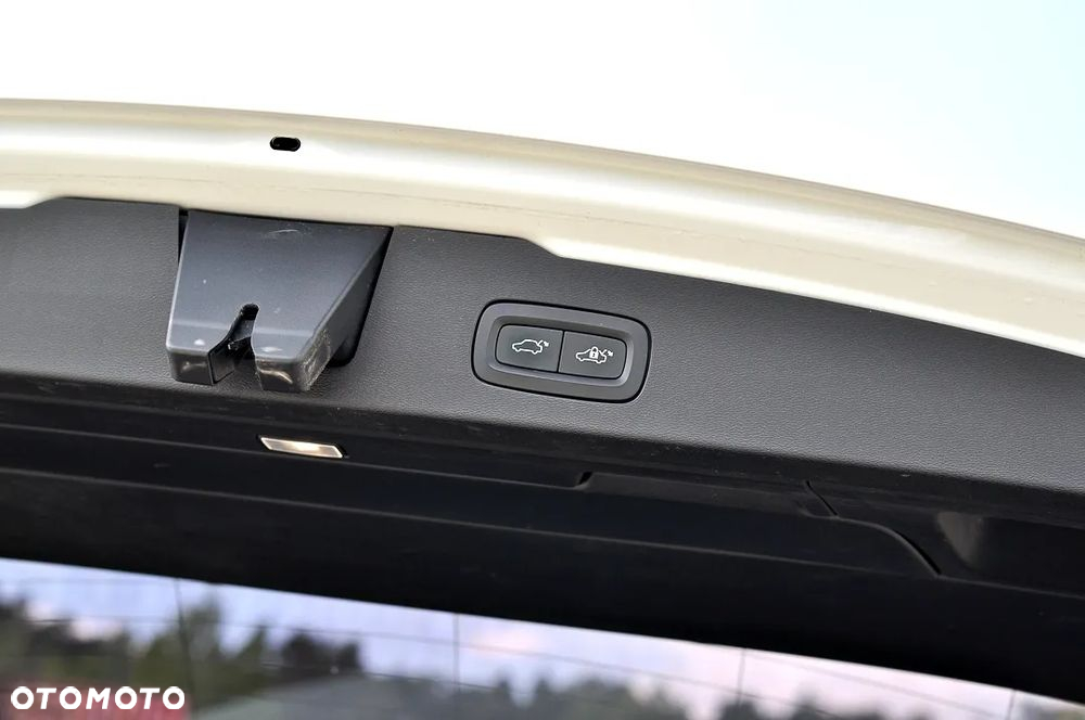 Volvo V60 D4 Inscription - 18