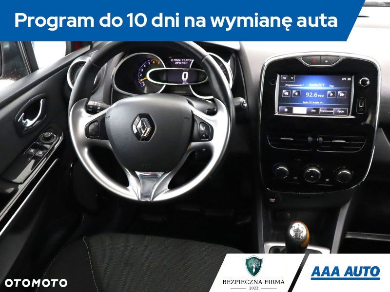 Renault Clio - 9