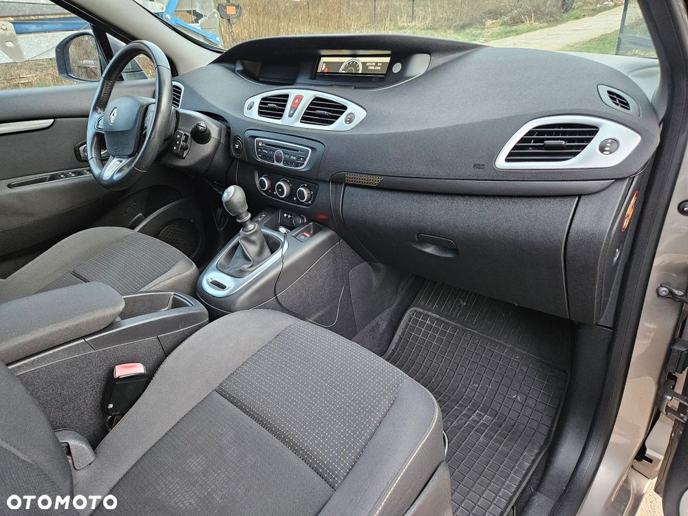 Renault Grand Scenic 1.6 16V 110 Dynamique - 15