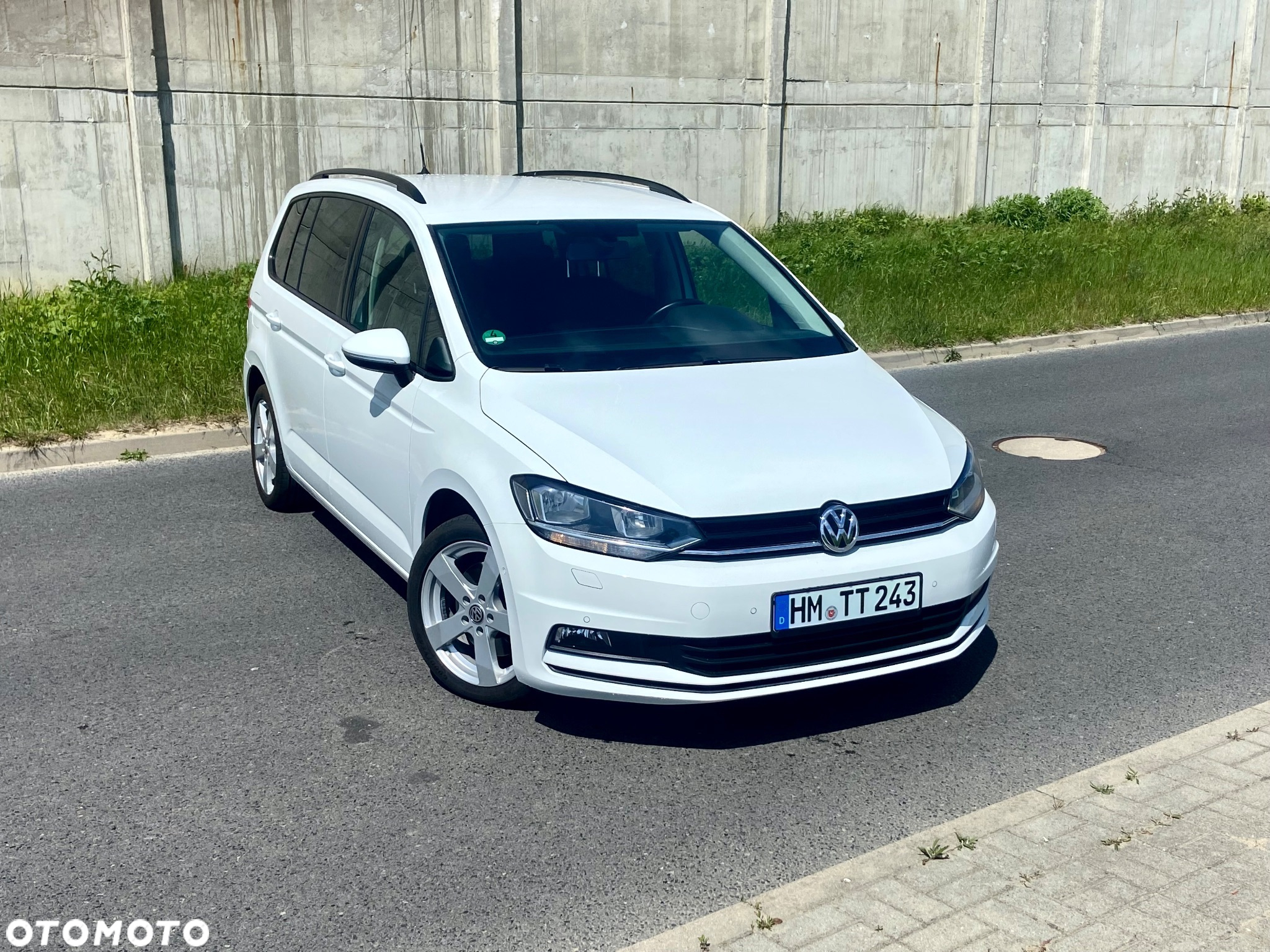 Volkswagen Touran 2.0 TDI SCR DSG Highline - 4