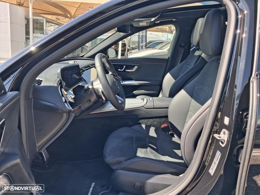 Mercedes-Benz E 300 e AMG Line - 10