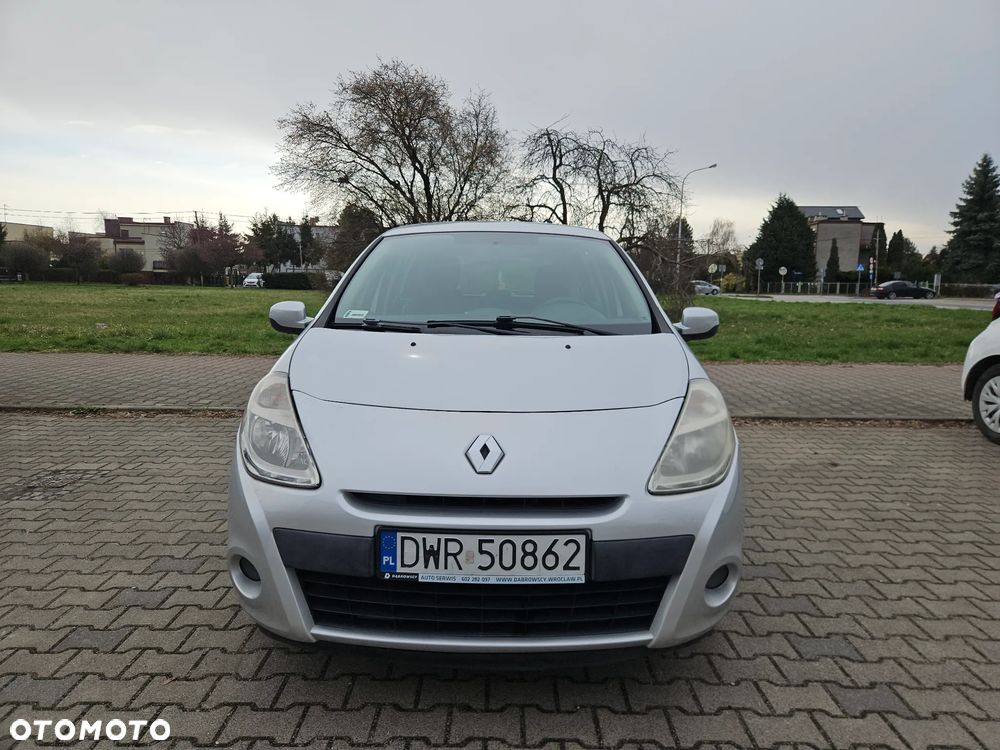 Renault Clio 1.2 16V Alize - 2