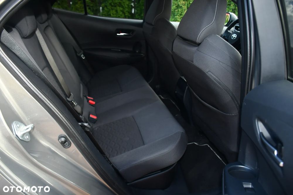 Toyota Corolla 1.8 Hybrid Trek - 24