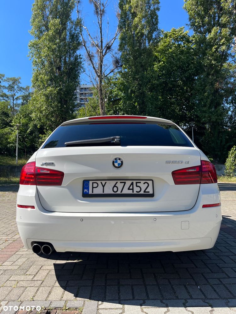 BMW Seria 5 520d xDrive Luxury Line - 27