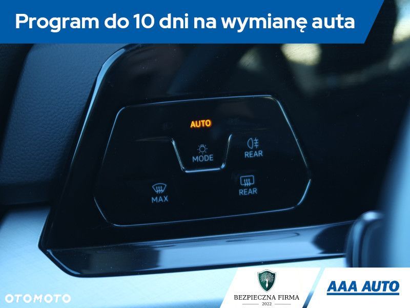 Volkswagen Golf - 19