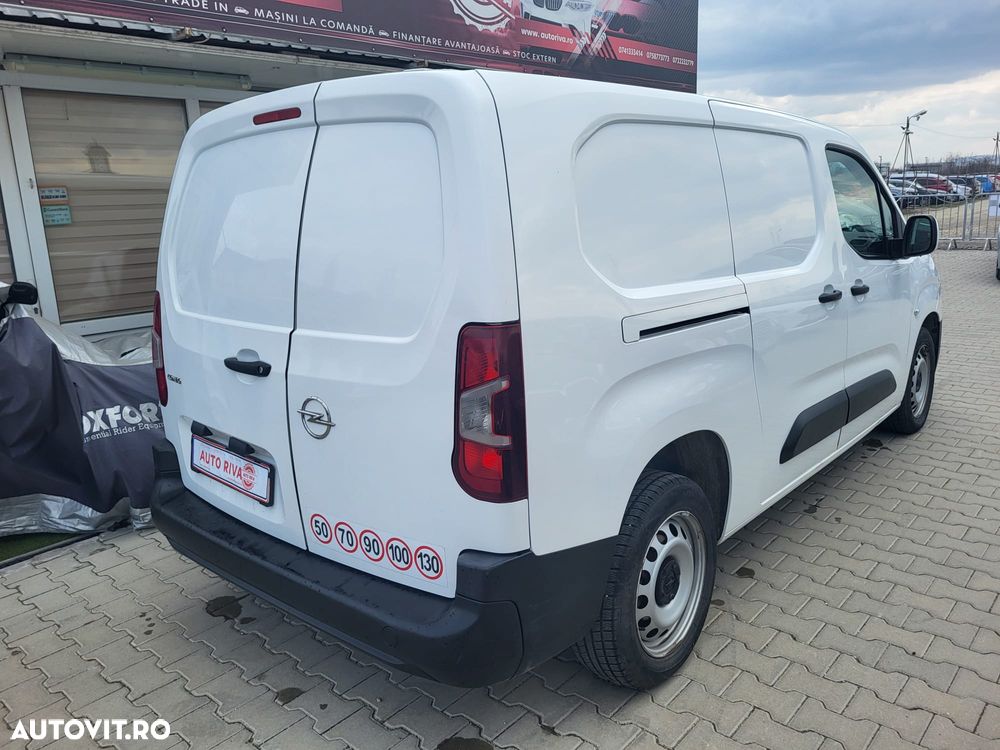 Opel Combo 1.5 L2H1 Start/Stop Enjoy - 4